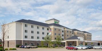 Holiday Inn & Suites